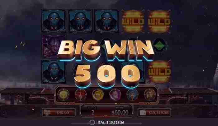 メテオストライクヒーローがワイルドを増やしヒーロー絵柄の5カード画面