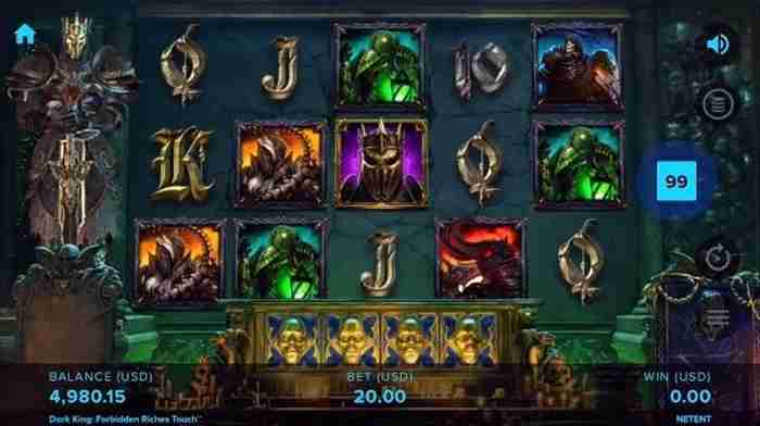 『Dark King』ゲーム画面、画面左に黒い騎士がたたずんでいる画像